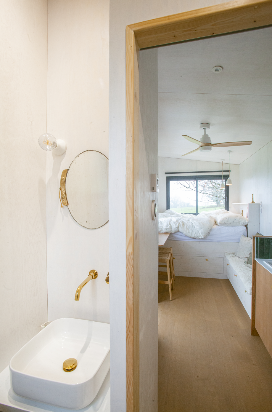 Photo 8/10 — Tiny House « Pépiite Périgord Vert - Tiny House avec Spa & Bain Nordique en Dordogne » à Saint-Mesmin Dordogne