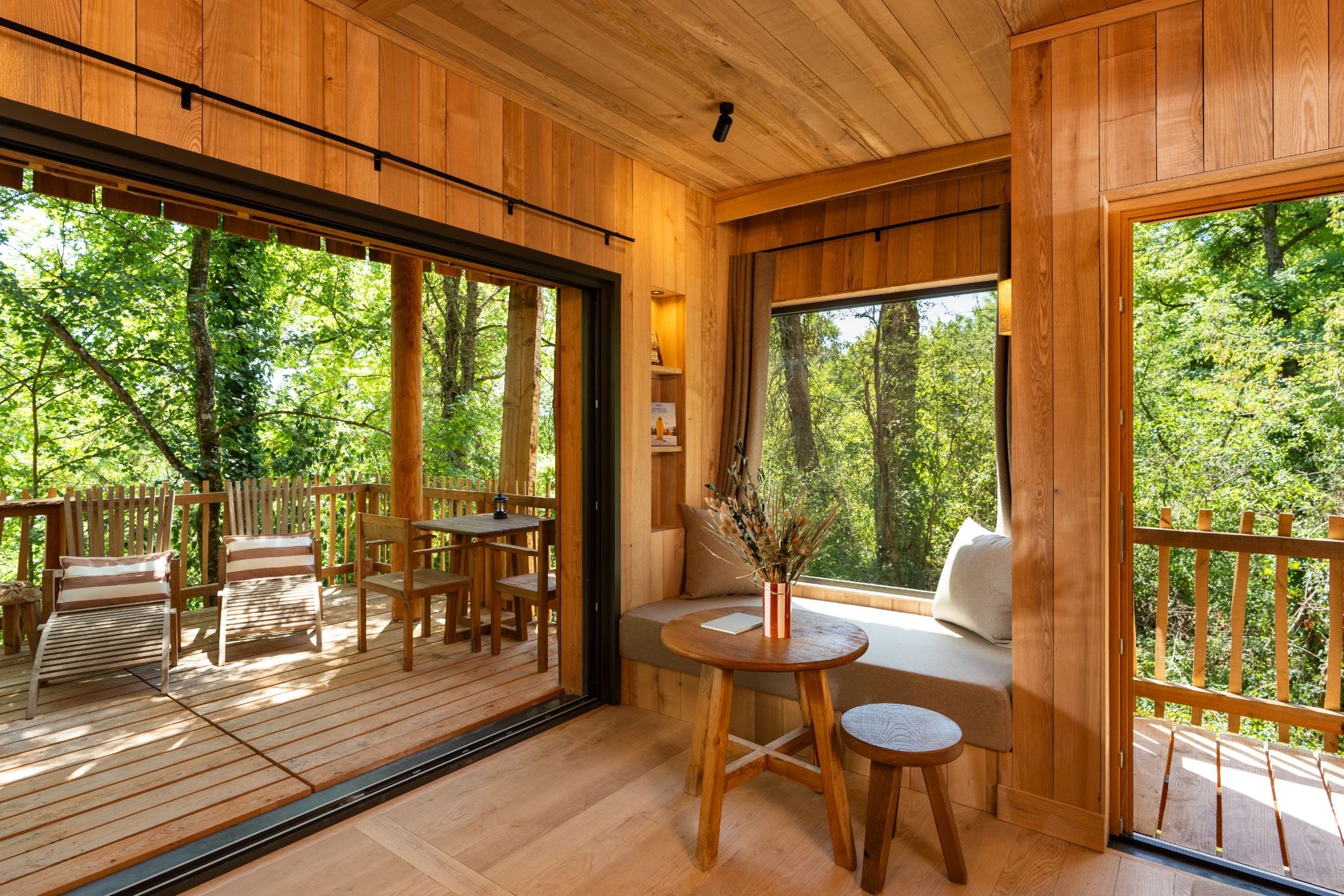 Photo 9/10 — Cabane « Cabanes de l’Orvanne · Moret-Loing-et-Orvanne » à Moret-Loing-et-Orvanne Seine-et-Marne