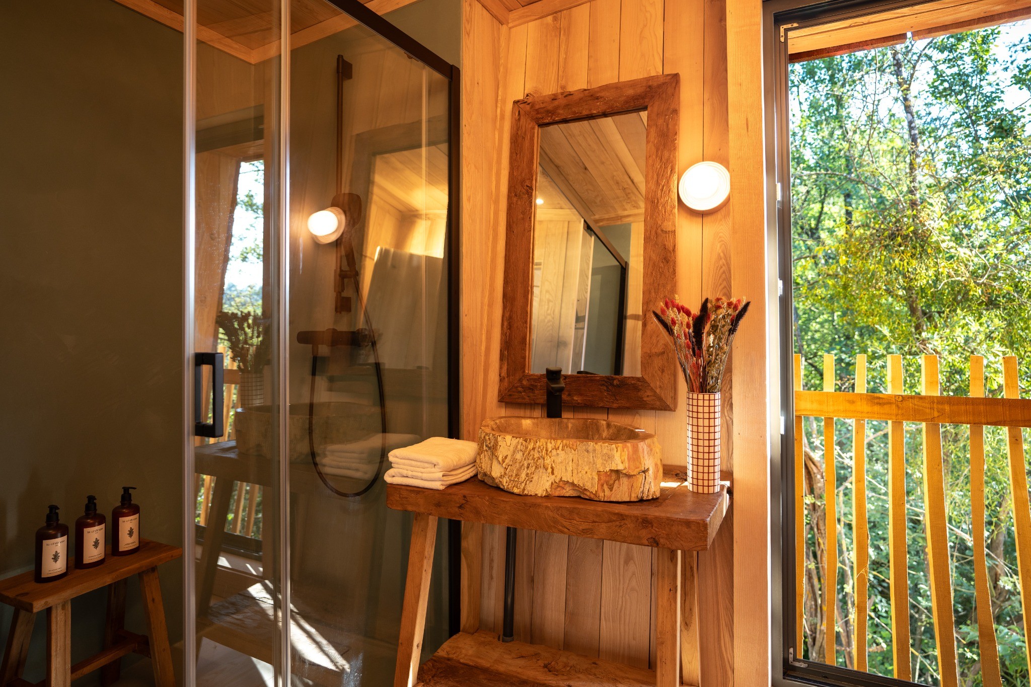 Photo 10/10 — Cabane « Cabanes de l’Orvanne · Moret-Loing-et-Orvanne » à Moret-Loing-et-Orvanne Seine-et-Marne